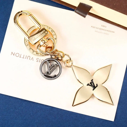 Four Leaf Clover Pendant Keychain