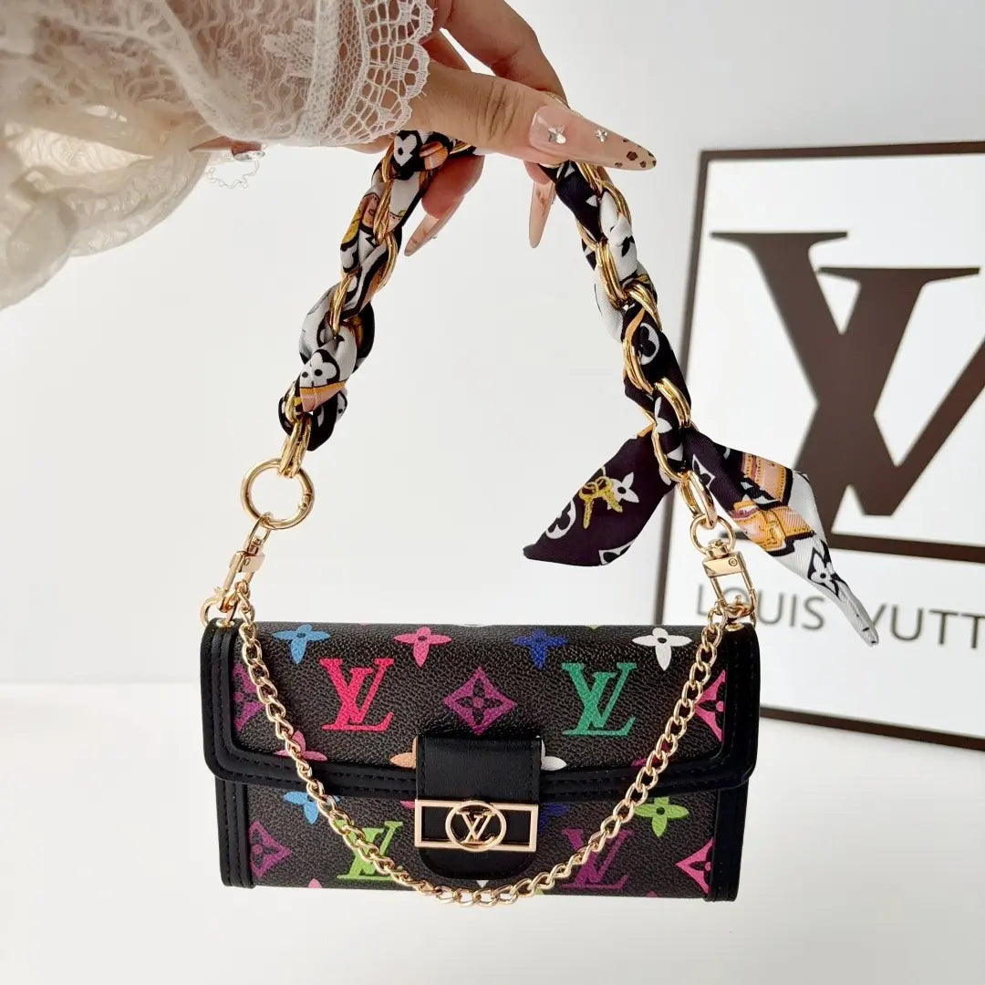Daphne Handheld Phone Case Bag